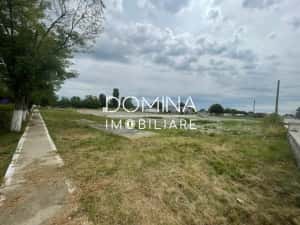 închiriere teren intravilan, vad comercial, situat în Bârsești, la DN 67 D — miniatura 4