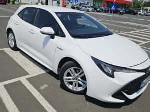 Toyota corolla hibrid — miniatura 2