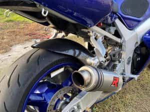Suzuki GSXR 600 k3 Ocazie Unică !!! — miniatura 4