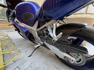 Suzuki GSXR 600 k3 Ocazie Unică !!! — miniatura 8