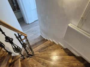 Atelier tamplarie reparatii usi,glasswand,scari interioare,mobilier lemn masiv — miniatura 10