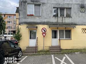 Inchiriez apartament/spatiu comercial-Alba Iulia — miniatura 1