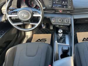 Hyundai Elantra 1.6 l 123 CP 6MT Comfort Manuală — miniatura 4