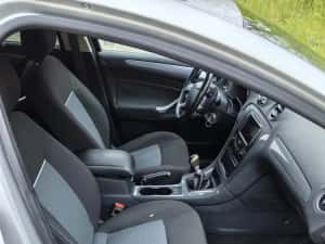 Ford Mondeo Break — miniatura 5