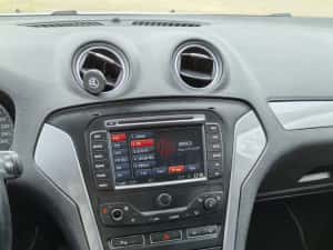 Ford Mondeo Break — miniatura 7