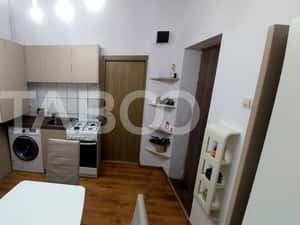 Garsoniera de inchiriat 40 mpu mobilata utilata parcare zona Sub Arini — miniatura 6