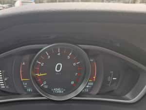Volvo V40 2016 T2 120 cai manual benzina — miniatura 8