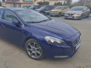 Volvo V40 2016 T2 120 cai manual benzina — miniatura 10