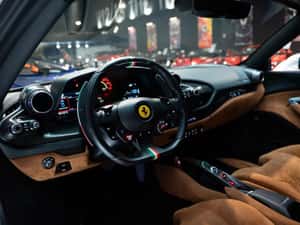 Ferrari F8 Automată 721 HP Benzină - Second Hand — miniatura 7