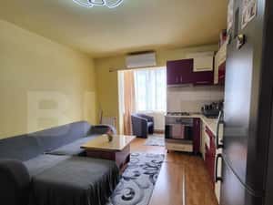 Apartament cu 2 camere, 40 mp, zona Micro 3 — miniatura 3