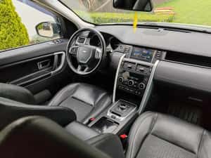 Vând sau schimb Land Rover Discovery sport — miniatura 8