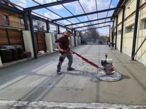 Beton Elicopterizat cu cuart, turnare ciment finisat cu Elicopter si quarț — miniatura 3