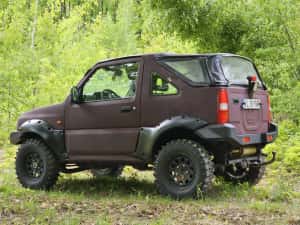 Suzuki Jimny 1.3 off road — miniatura 2