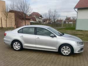 Volkswagen Jetta — miniatura 2