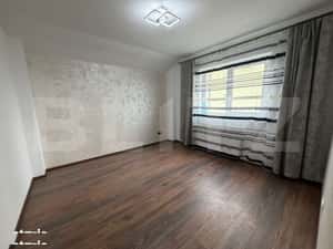 Apartament 2 camere, decomandat, 56 mp utili, cartier Burdujeni — miniatura 2