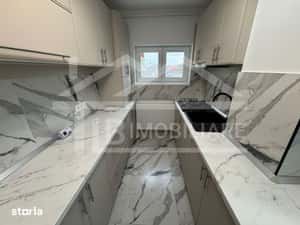 Apartament cu 2 camere, 50mp, decomandat, Zona Centrala — miniatura 4