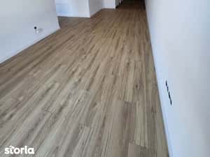 apartament cu 3 camere,2 balcoane,parcare,zona Vivo — miniatura 5