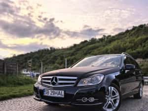 Mercedes-Benz  C 200 2013 — miniatura 3