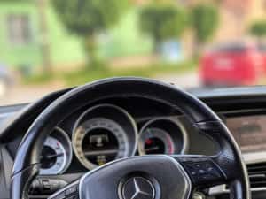 Mercedes-Benz  C 200 2013 — miniatura 9