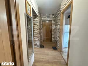 Apartament 3 camere elegant, decomandat, etaj 2/3 – langa pietonala — miniatura 4