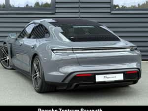 Porsche Taycan Berlină, 2025, 24.900 km, electric — miniatura 3