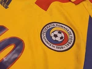 Tricou Hagi Romania Euro 2000 — miniatura 3