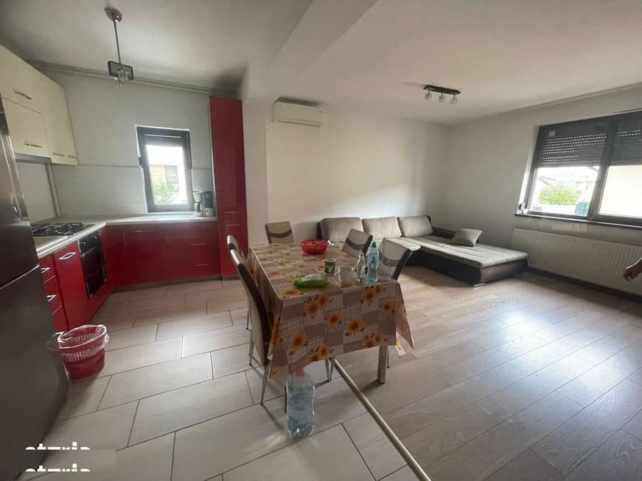 Apartament 2 Camere in vila Etaj 1 Giroc 360 euro — fotografie 1 din 6