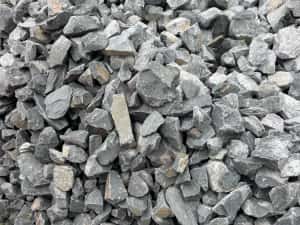 Piatra decorativa,calcar ,granit,nisip ,pietris,pamant,amestec beton, — miniatura 5