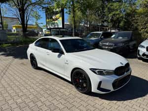 BMW 330 Berlină, 40.000 km, 245 cp, Automată