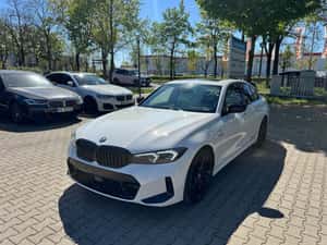 BMW 330 Berlină, 40.000 km, 245 cp, Automată — miniatura 2