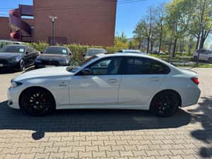 BMW 330 Berlină, 40.000 km, 245 cp, Automată — miniatura 3