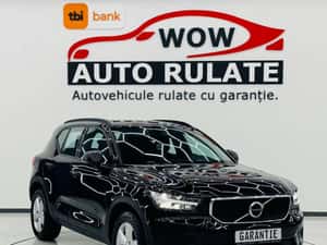 VOLVO XC40 MOMENTUM PRO - Vehicul Second-Hand