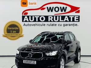 VOLVO XC40 MOMENTUM PRO - Vehicul Second-Hand — miniatura 2