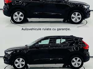 VOLVO XC40 MOMENTUM PRO - Vehicul Second-Hand — miniatura 5
