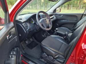 Kia Sportage 2.0 CRDi 4x4 An 2008 C.p 140 — miniatura 5