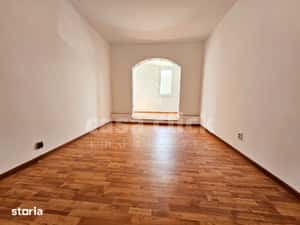 Apartament 4 camere Micro 39B, etaj 2, balcoane mari — miniatura 4