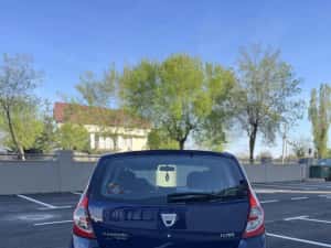 Dacia Sandero 1.4i — miniatura 5