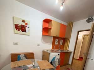 Apartament 2 camere, etaj 1/4, zonă centrală - DE INCHIRIAT! — miniatura 3