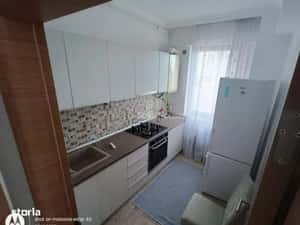 Inchiriere 3 camere,Faleza Nord,cu loc de parcare,vedere la mare — miniatura 6