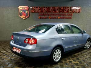 VW Passat ”Model Comfortline” - 2010, 209.000 km — miniatura 3