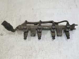 Rampa injectoare 39610-02900 Hyundai Getz 1 (2002 - 2005) 1.1 MPI G4HD — miniatura 9
