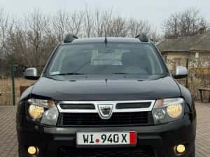 Dacia Duster model Prestige — miniatura 3