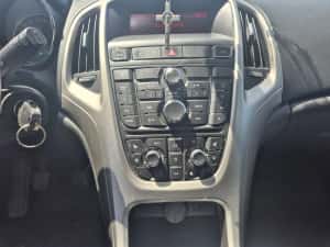 Opel Astra 2.0 cdti — miniatura 8
