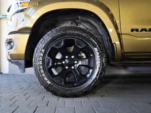 Dodge RAM SUV second-hand, 401 cp, 19.328 km — miniatura 4