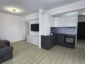 Apartament cu 2 camere, et 2, cu lift, balcon, AC, parcare, — miniatura 4