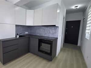 Apartament cu 2 camere, et 2, cu lift, balcon, AC, parcare, — miniatura 5