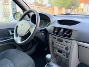 Renault Symbol Thalia 107.000Km Reali 1.2 Benzina 75Cp — miniatura 9