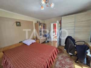 Casa individuala de vanzare 3 camere curte si gradina Beclean — miniatura 8