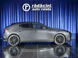Mazda 3 Hatchback 2021 - Second Hand, Garanție 12 luni — miniatura 5