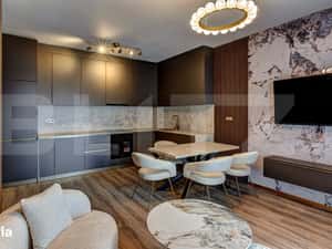 Apartament la cheie, incalzire in pardoseala, lift, zona centrala — miniatura 4
